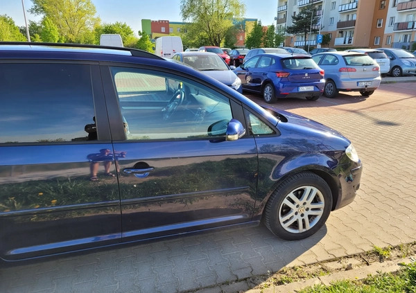 Volkswagen Touran cena 13100 przebieg: 306000, rok produkcji 2007 z Głogów małe 67